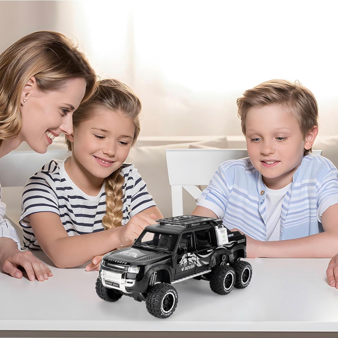 Land Rover Pickup 6*6 Metal Car Toys For Kids 1:24 - Black