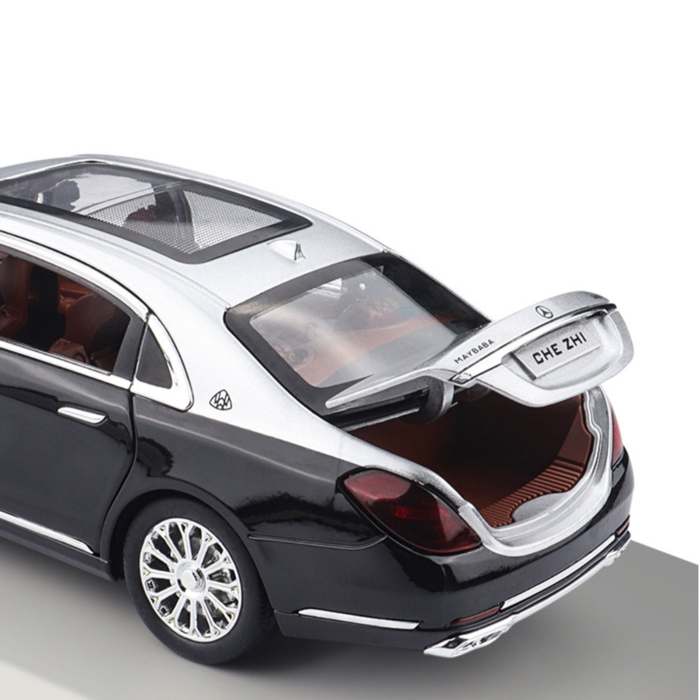 Maybach Amg Gls600 Metal Car Toys For Kids 1:24 - Silver