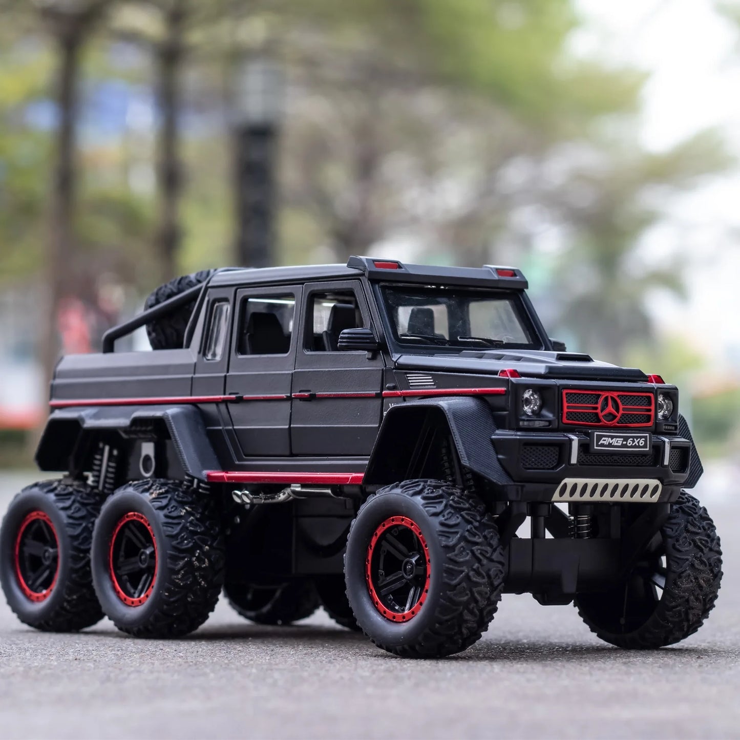 Mercedes Benz G-63 6x6 Off Road 1:24 [Black]