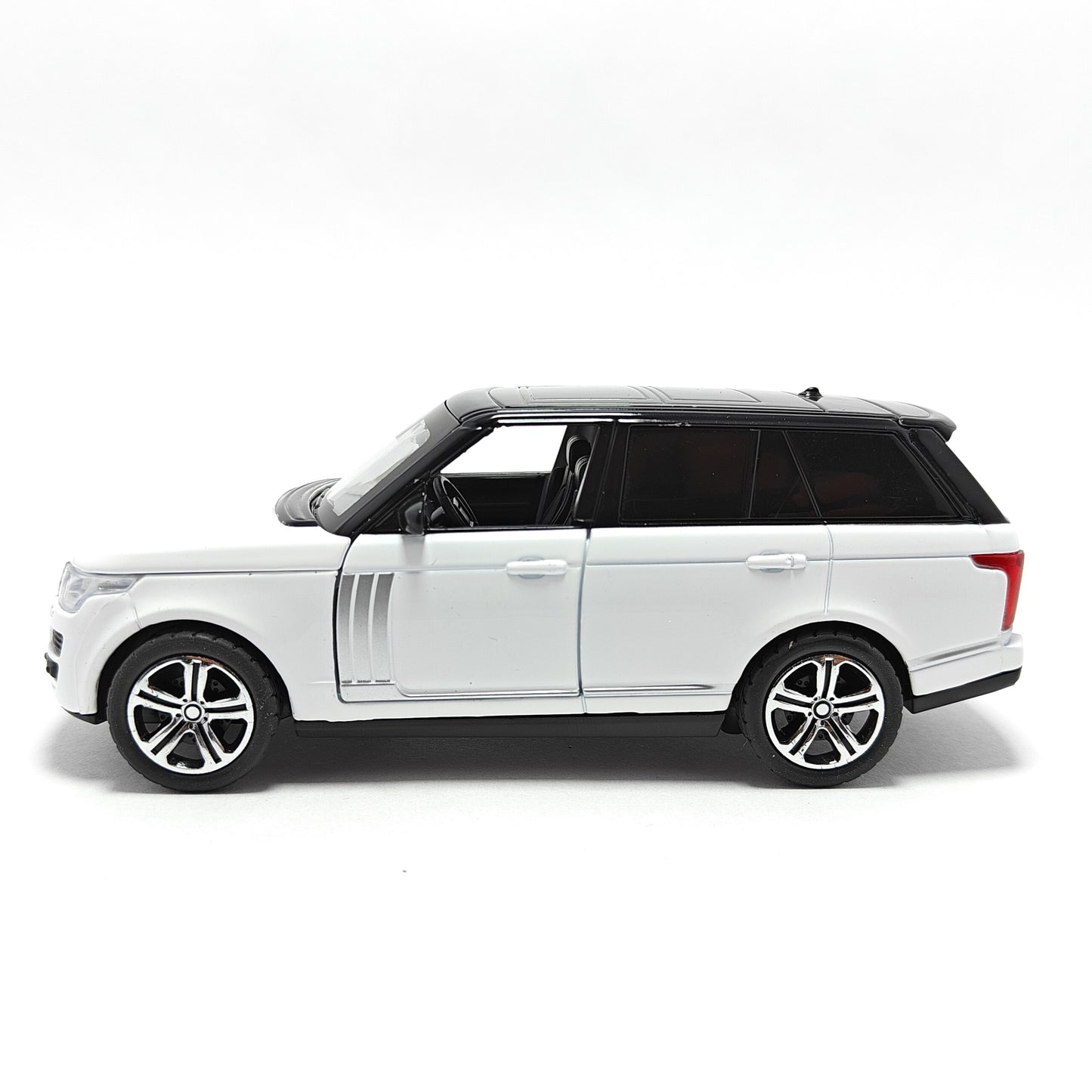 Land Rover Range Rover Metal Car Toys For Kids 1:32 [White]